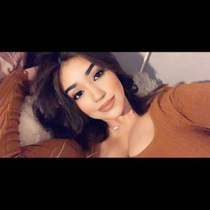 Meet your Posher, Vanessa